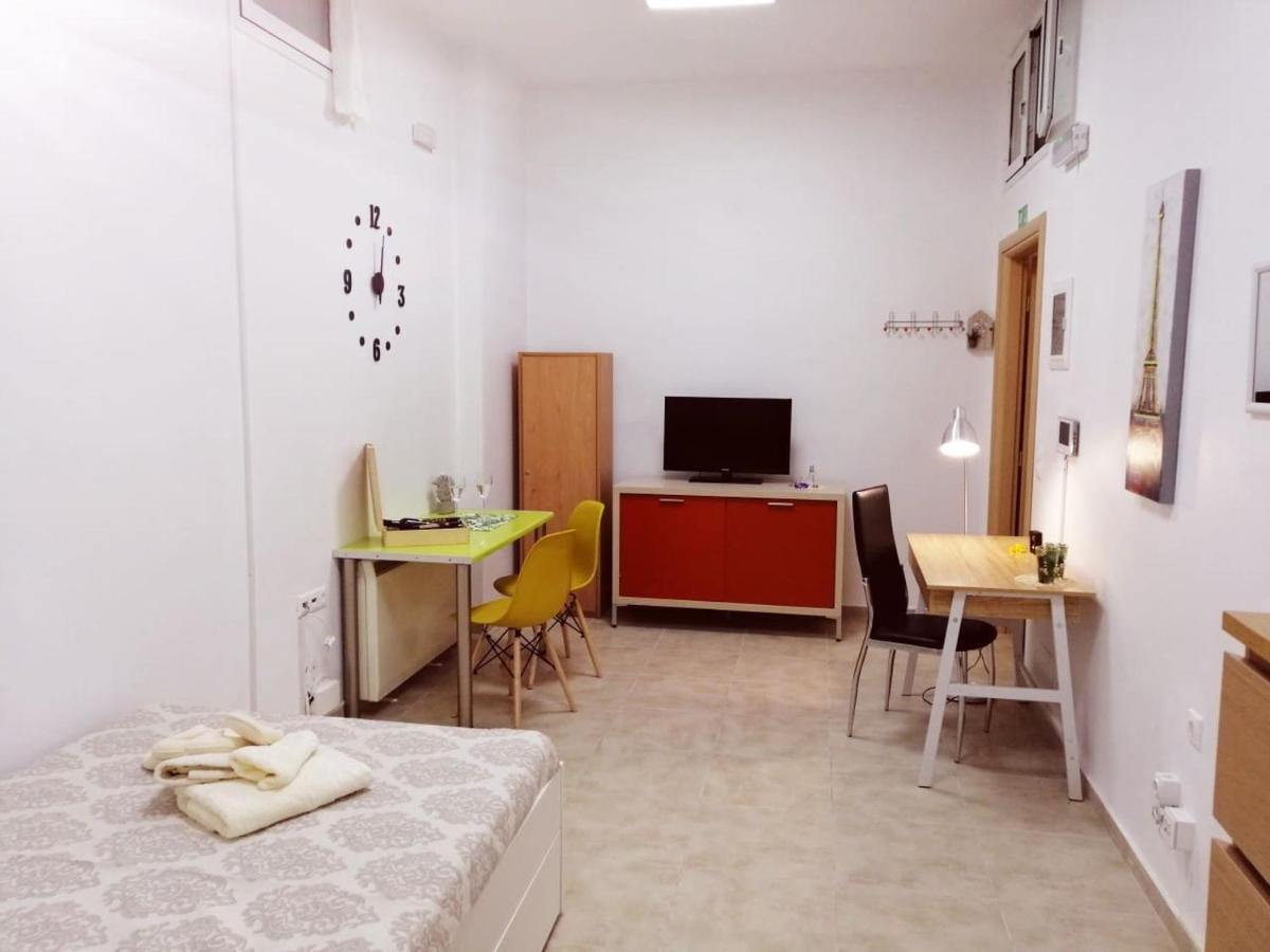 Maridel underground Appartement Iraklion Buitenkant foto